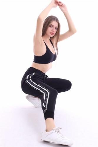 WOMEN ACTIVE BRA AND JOGGER