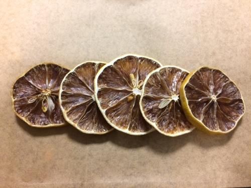 kurutulmuş dilim limon